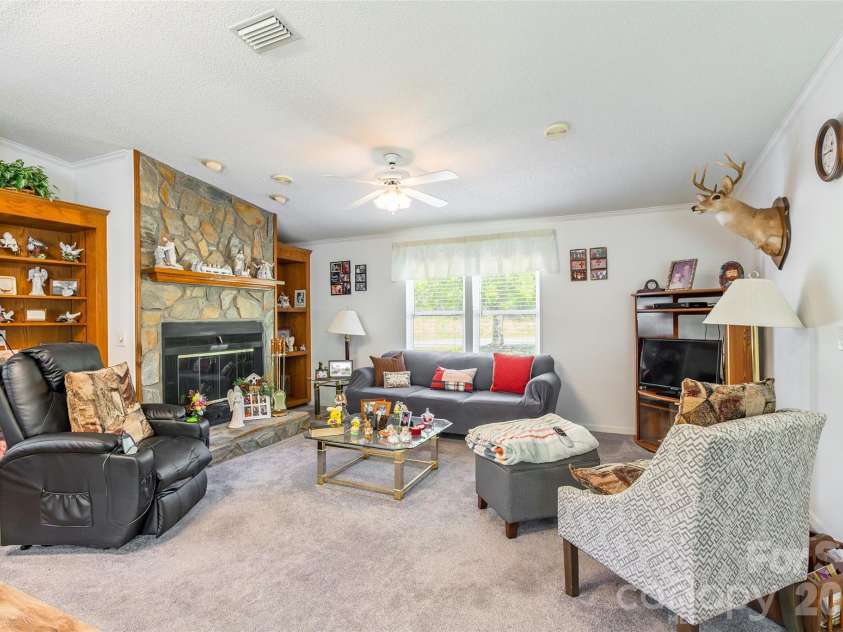 777 John Doster Road, Pageland, SC 29728.  MLS# CAR4369679, YatesRealty ID 15646. 