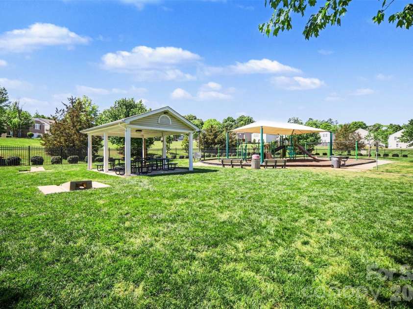 836 Chastain Avenue, Concord, NC 28025.  MLS# CAR4371197, YatesRealty ID 15647. 