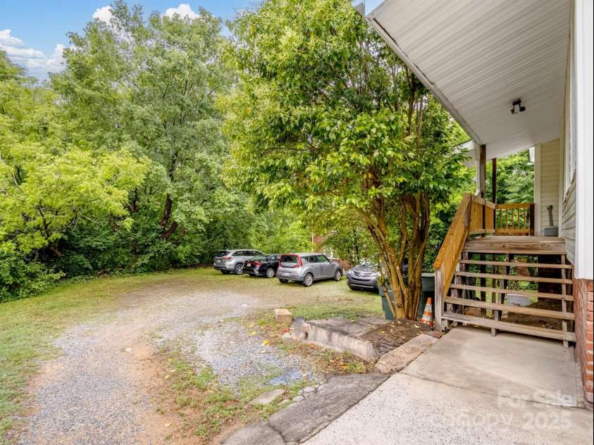 130 Spring Street, Concord, NC 28025.  MLS# CAR4257144, YatesRealty ID 15648. 