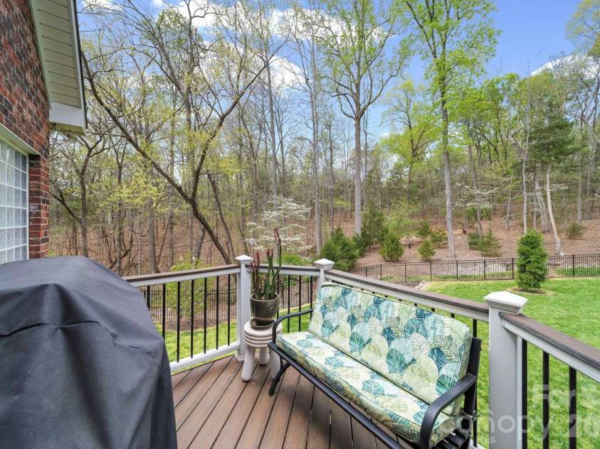 5540 Dogwood Boulevard, Kannapolis, NC 28081.  MLS# CAR4363930, YatesRealty ID 15649. 