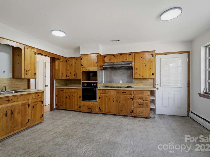 2705 US 70 Highway, Morganton, NC 28655.  MLS# CAR4326391, YatesRealty ID 1565. 