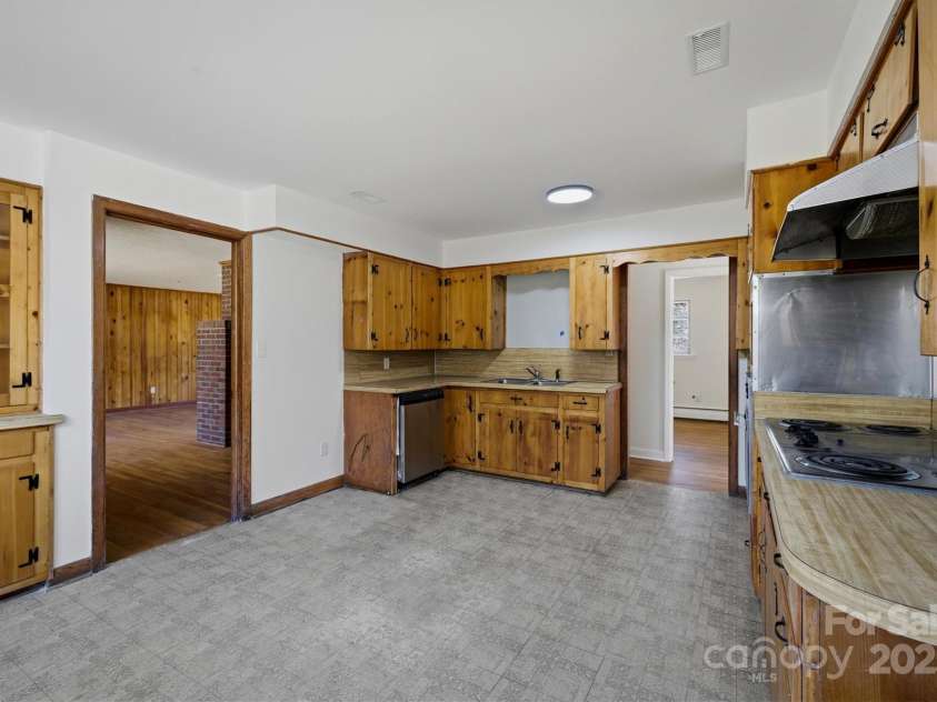 2705 US 70 Highway, Morganton, NC 28655.  MLS# CAR4326391, YatesRealty ID 1565. 