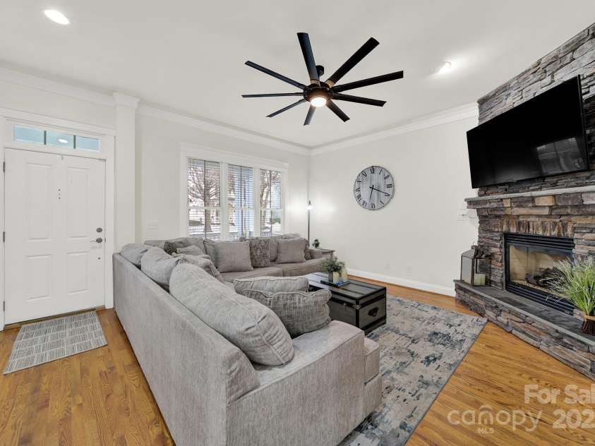 431 Third Baxter Street, Fort Mill, SC 29708.  MLS# CAR4222354, YatesRealty ID 15650. 