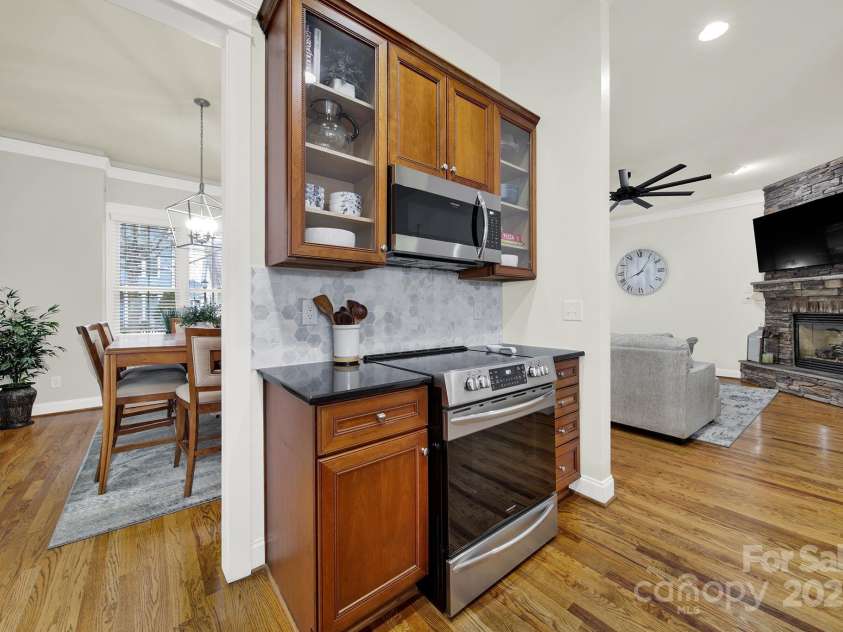 431 Third Baxter Street, Fort Mill, SC 29708.  MLS# CAR4222354, YatesRealty ID 15650. 