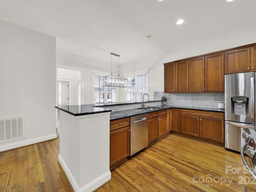 431 Third Baxter Street, Fort Mill, SC 29708.  MLS# CAR4222354, YatesRealty ID 15650. 