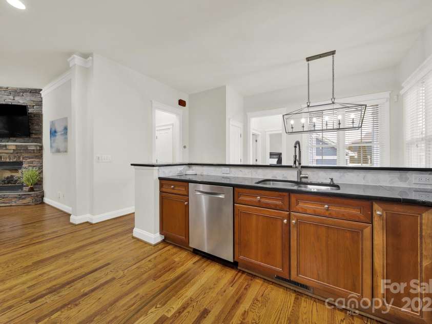 431 Third Baxter Street, Fort Mill, SC 29708.  MLS# CAR4222354, YatesRealty ID 15650. 