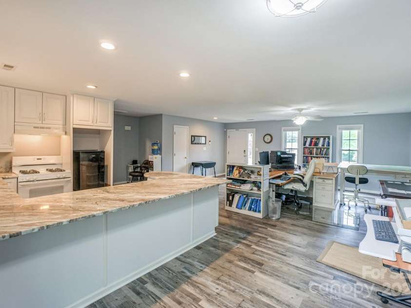 22025 Torrence Chapel Road, Cornelius, NC 28031.  MLS# CAR4244021, YatesRealty ID 15652. View from Breakfast area into Kitchen and breakfast area