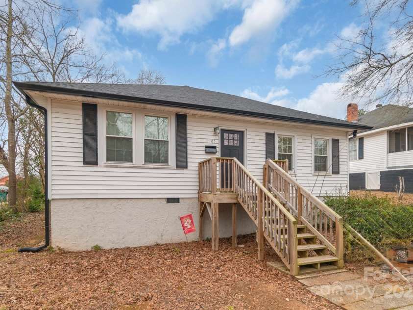 65 Franklin Street, Wadesboro, NC 28170.  MLS# CAR4219268, YatesRealty ID 15654. 