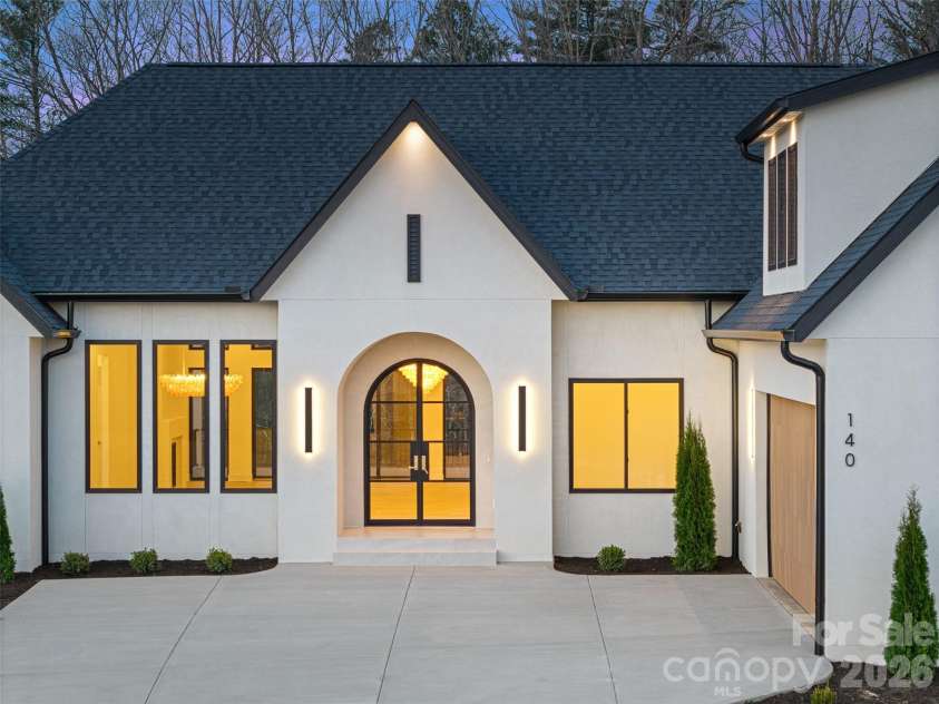 140 Golden Pasture Drive, Fletcher, NC 28732.  MLS# CAR4357245, YatesRealty ID 15655. 