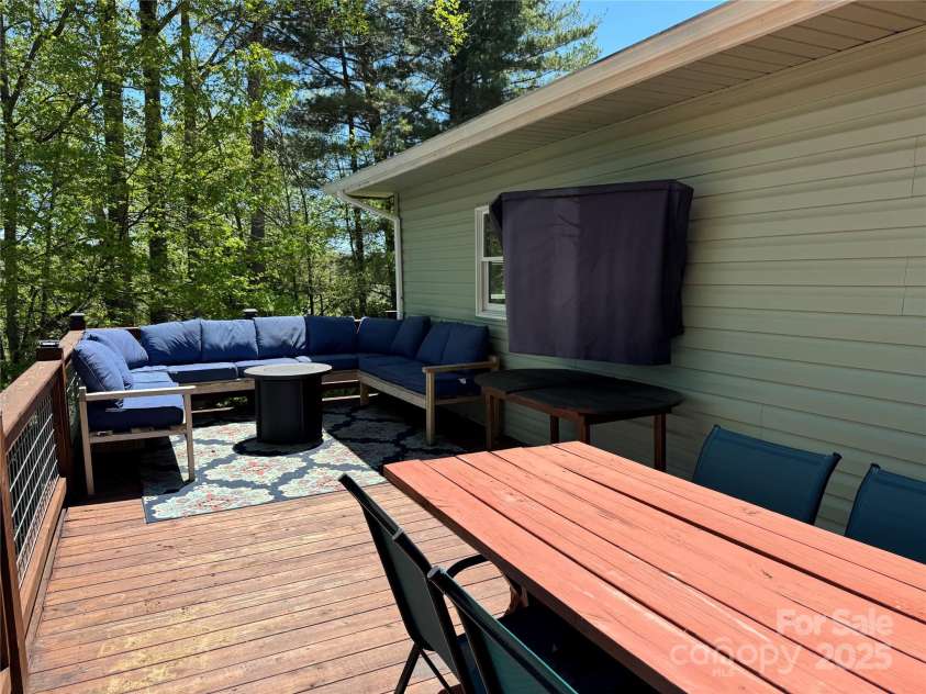 506 Greenbriar Drive, West Jefferson, NC 28694.  MLS# CAR4253689, YatesRealty ID 15655. Large open deck to enjoy all of your outdoor entertainment
