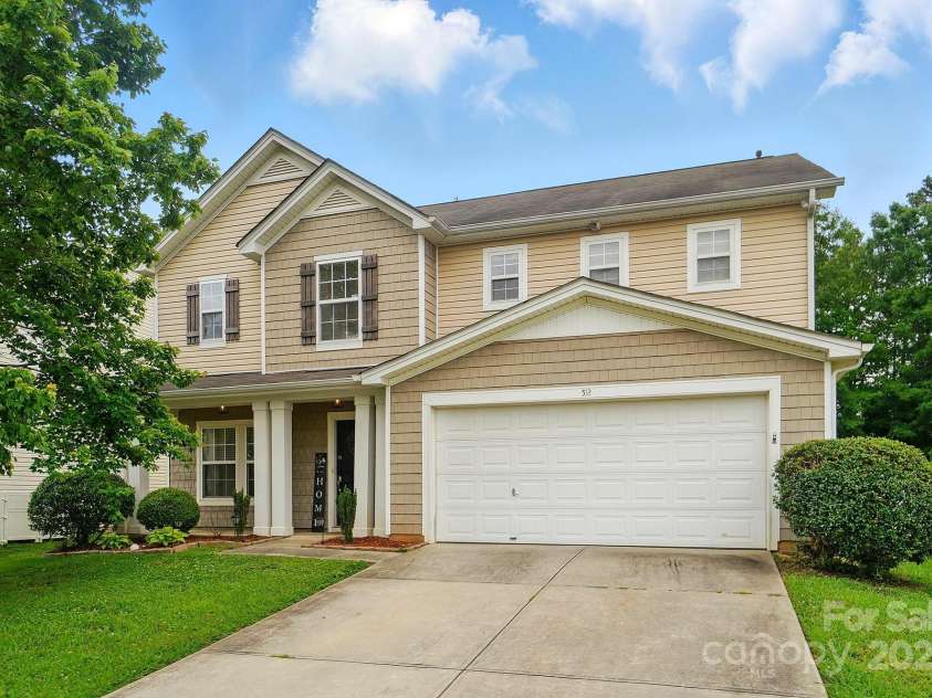 512 Nanny Point Drive, Monroe, NC 28110.  MLS# CAR4260981, YatesRealty ID 15657. 