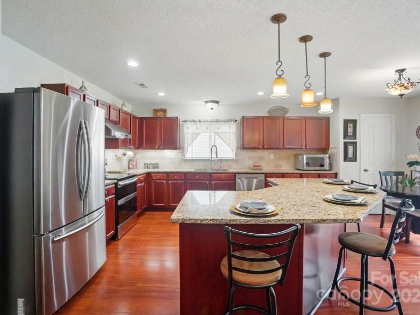 512 Nanny Point Drive, Monroe, NC 28110.  MLS# CAR4260981, YatesRealty ID 15657. 