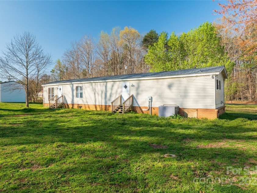 130 Delinda Drive, Rockwell, NC 28138.  MLS# CAR4235974, YatesRealty ID 15658. RIGHT VEW