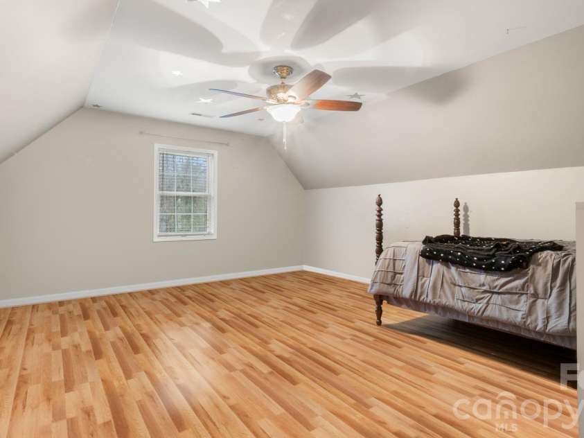 2853 Wimbledon Drive, Gastonia, NC 28056.  MLS# CAR4349832, YatesRealty ID 15659. 