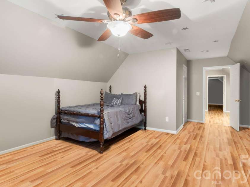 2853 Wimbledon Drive, Gastonia, NC 28056.  MLS# CAR4349832, YatesRealty ID 15659. 