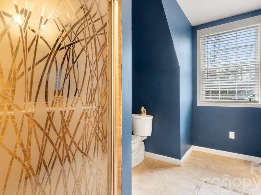 2853 Wimbledon Drive, Gastonia, NC 28056.  MLS# CAR4349832, YatesRealty ID 15659. 