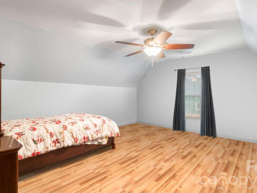 2853 Wimbledon Drive, Gastonia, NC 28056.  MLS# CAR4349832, YatesRealty ID 15659. Bedroom #5