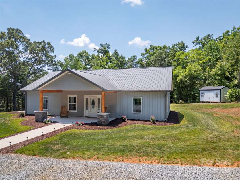 107 Grandview Drive, Rutherfordton, NC 28139.  MLS# CAR4190639, YatesRealty ID 1566. 
