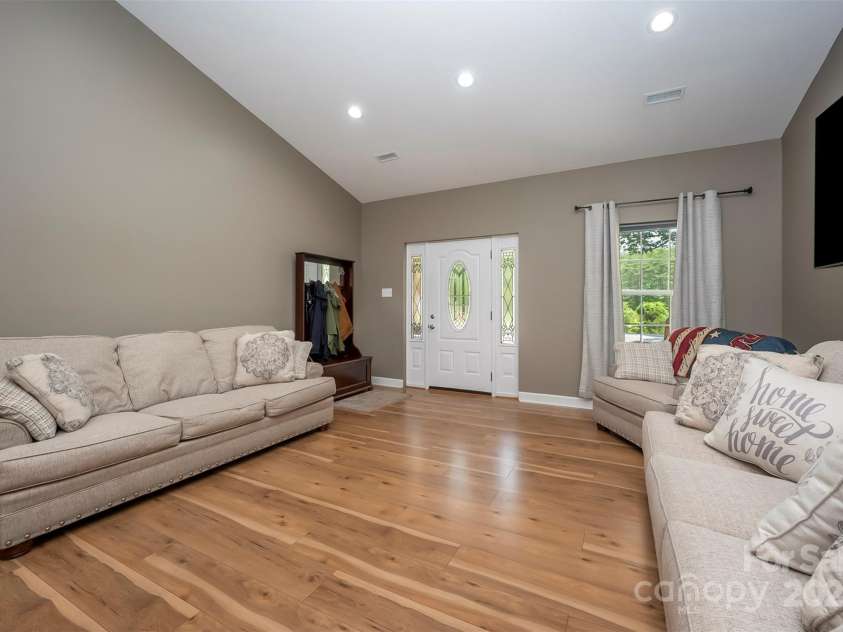 107 Grandview Drive, Rutherfordton, NC 28139.  MLS# CAR4190639, YatesRealty ID 1566. 