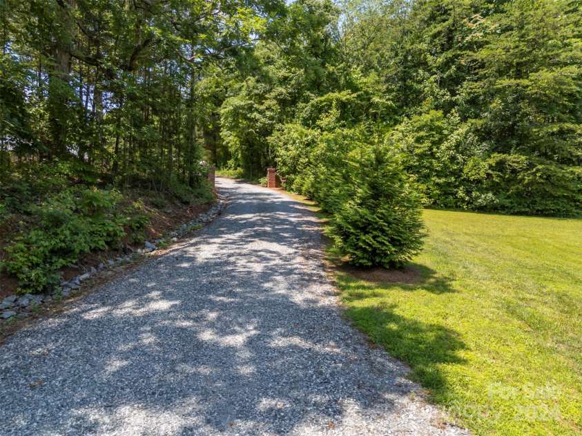 107 Grandview Drive, Rutherfordton, NC 28139.  MLS# CAR4190639, YatesRealty ID 1566. 
