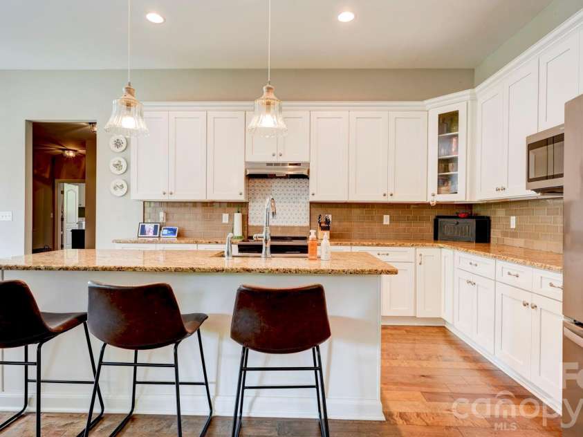 1775 Enochville Road, Kannapolis, NC 28081.  MLS# CAR4343374, YatesRealty ID 15662. 