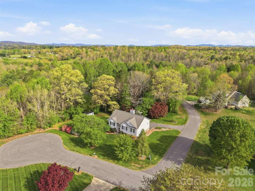 552 Meadowridge Drive, Taylorsville, NC 28681.  MLS# CAR4329040, YatesRealty ID 15663. 