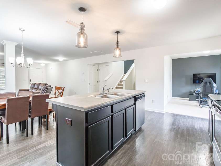 825 Georgia Oak Lane, Landis, NC 28088.  MLS# CAR4350192, YatesRealty ID 15664. 