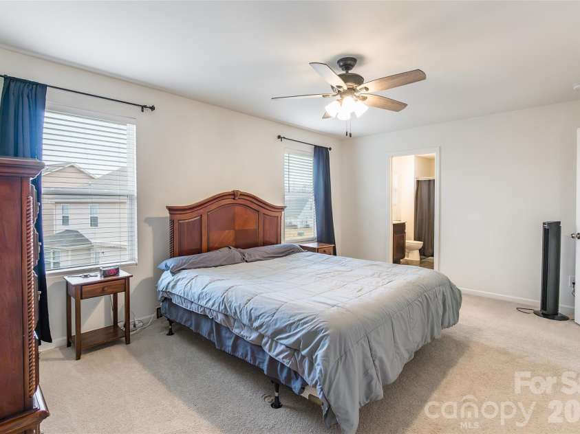 825 Georgia Oak Lane, Landis, NC 28088.  MLS# CAR4350192, YatesRealty ID 15664. 