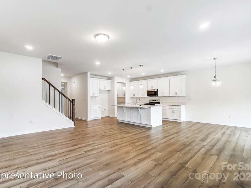 8619 Frank Grier Road, Charlotte, NC 28215.  MLS# CAR4256993, YatesRealty ID 15665. 