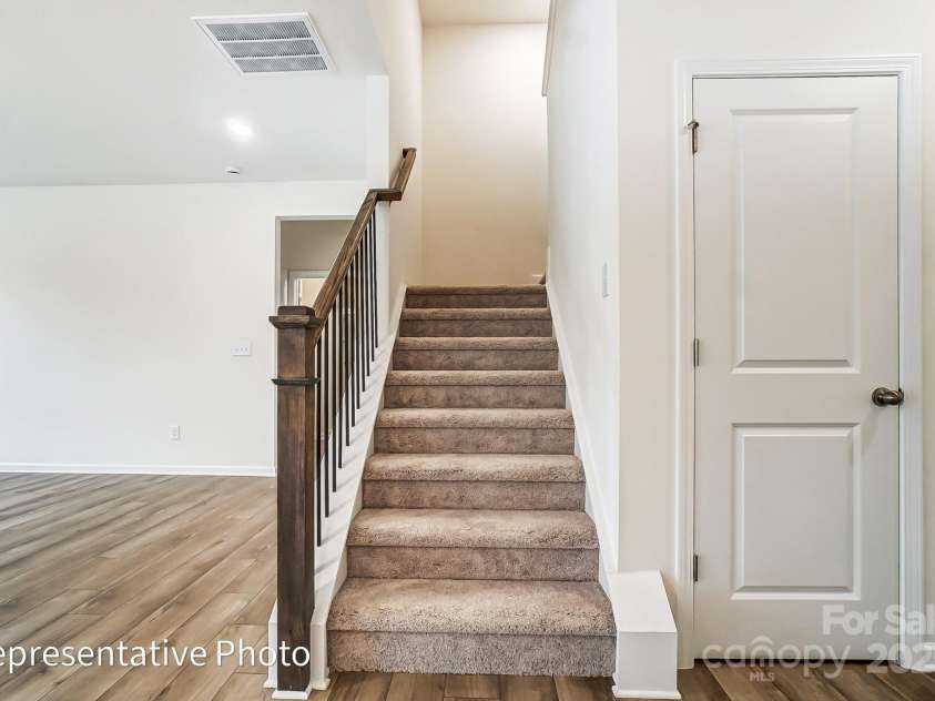 8619 Frank Grier Road, Charlotte, NC 28215.  MLS# CAR4256993, YatesRealty ID 15665. 