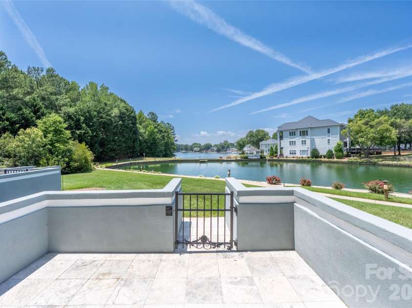 18840 Nautical Drive, Cornelius, NC 28031.  MLS# CAR4402035, YatesRealty ID 15666. 