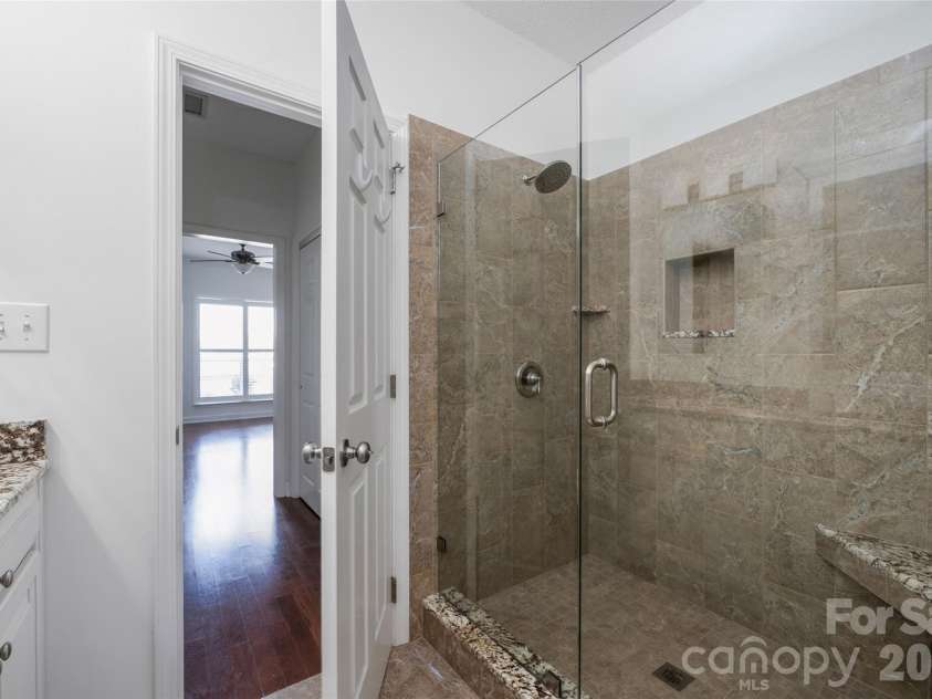 18840 Nautical Drive, Cornelius, NC 28031.  MLS# CAR4402035, YatesRealty ID 15666. 
