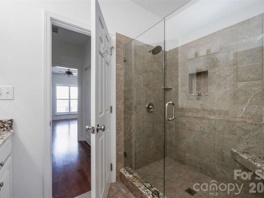 18840 Nautical Drive, Cornelius, NC 28031.  MLS# CAR4430341, YatesRealty ID 15666. 
