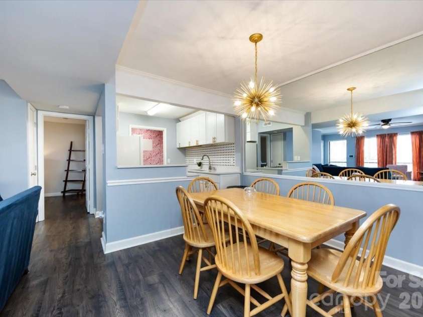 1608 Sharon Road, Charlotte, NC 28210.  MLS# CAR4351698, YatesRealty ID 15668. 
