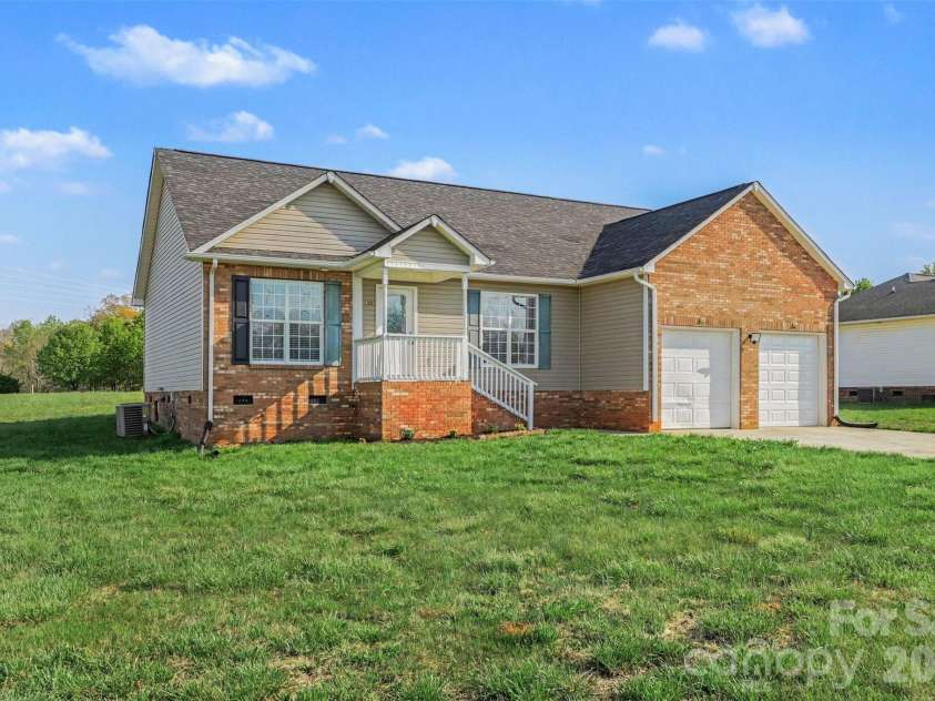 369 Beaver Dam Church Road, Shelby, NC 28152.  MLS# CAR4363822, YatesRealty ID 15669. 
