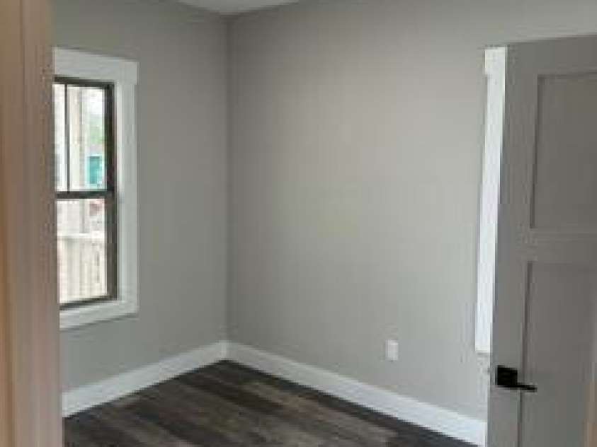 308 Ninth Street, Black Mountain, NC 28711.  MLS# CAR4210597, YatesRealty ID 1567. Bedroom downstairs