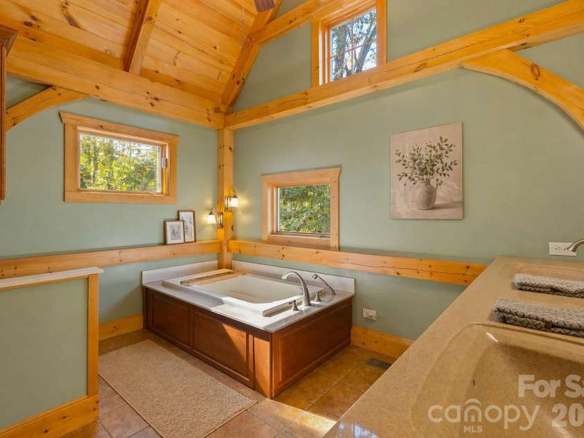2320 Evans Road, Hendersonville, NC 28739.  MLS# CAR4366664, YatesRealty ID 15670. Primary Bathroom on Main