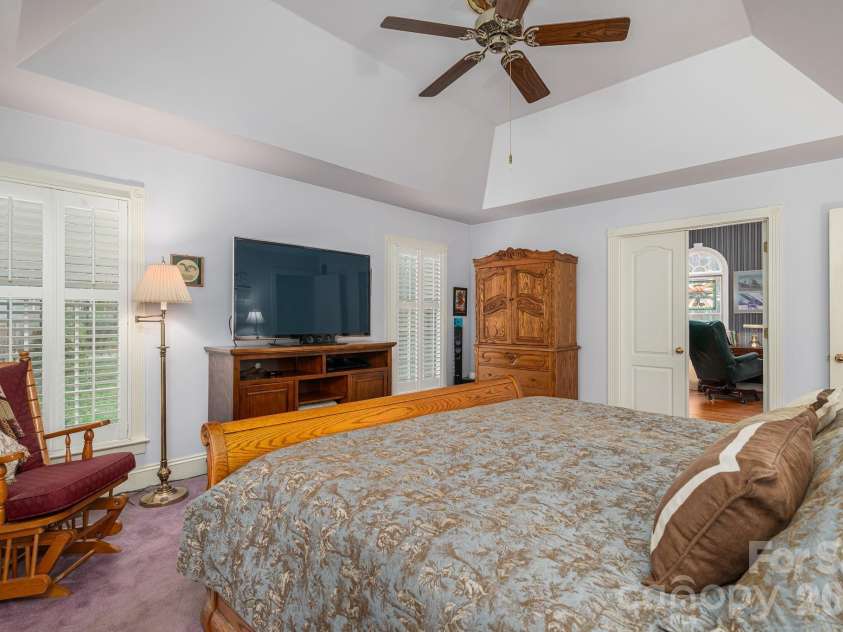 406 Johnsfield Road, Shelby, NC 28150.  MLS# CAR4351464, YatesRealty ID 15672. 