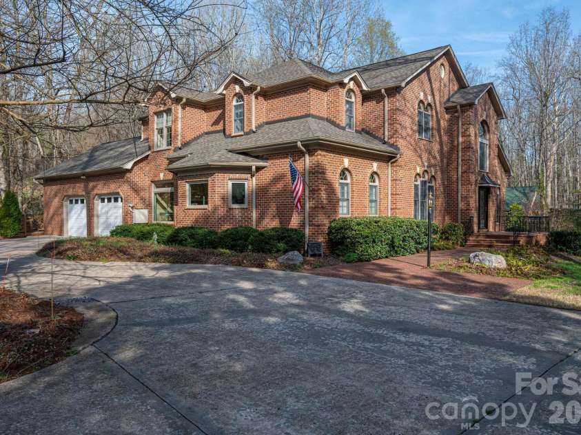 406 Johnsfield Road, Shelby, NC 28150.  MLS# CAR4351464, YatesRealty ID 15672. 