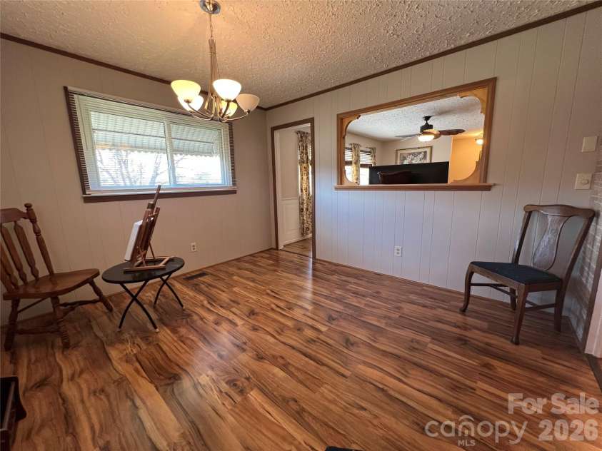 204 Reed Drive, Flat Rock, NC 28731.  MLS# CAR4355260, YatesRealty ID 15674. 