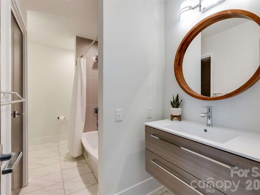 6 Pine Knoll Drive, Lake Wylie, SC 29710.  MLS# CAR4360481, YatesRealty ID 15676. Separate vanity spaces