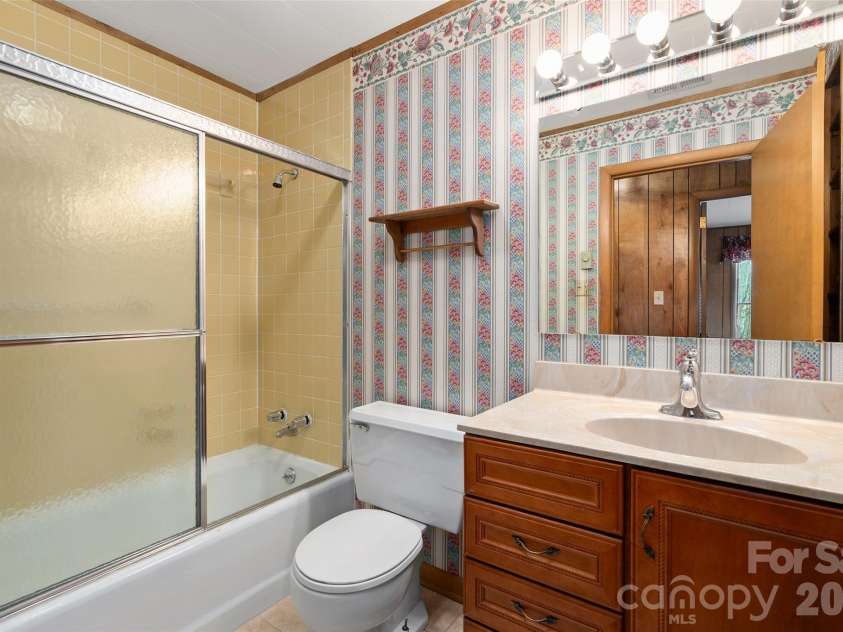 436 Crum Drive, Lake Junaluska, NC 28745.  MLS# CAR4358617, YatesRealty ID 15677. 