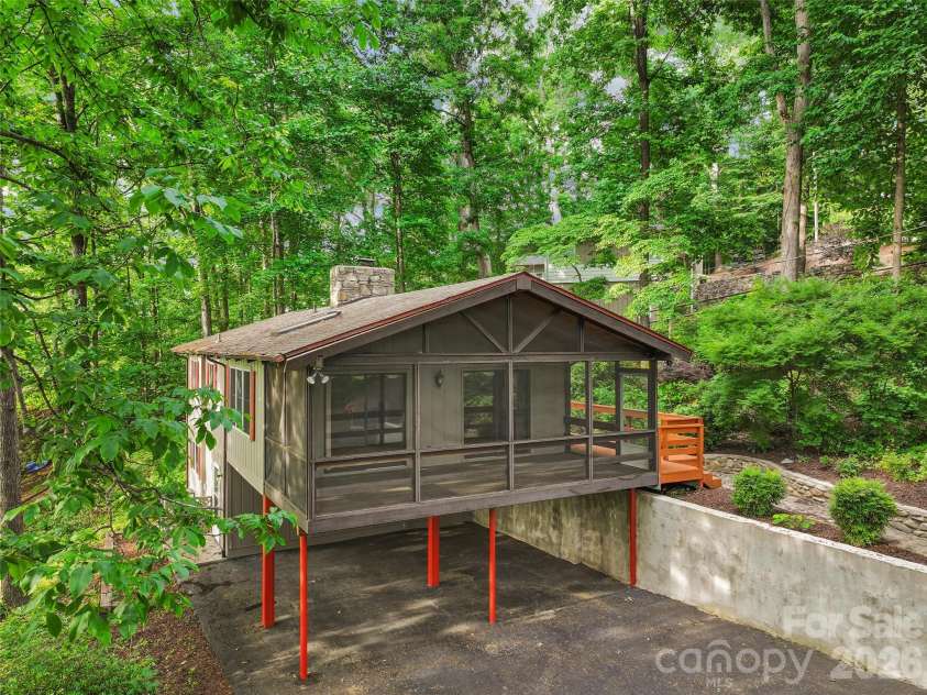 436 Crum Drive, Lake Junaluska, NC 28745.  MLS# CAR4358617, YatesRealty ID 15677. 