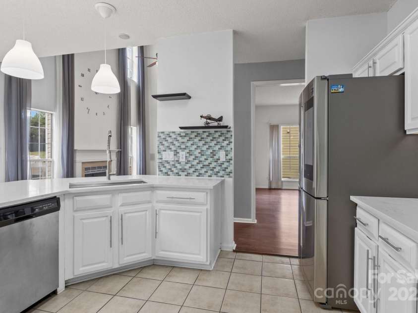 8932 Raven Park Drive, Charlotte, NC 28216.  MLS# CAR4228968, YatesRealty ID 15677. 