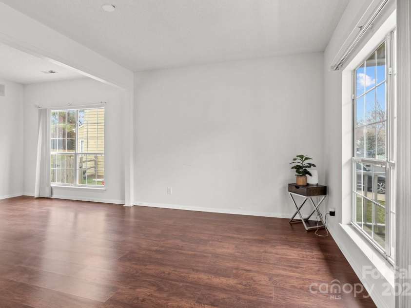 8932 Raven Park Drive, Charlotte, NC 28216.  MLS# CAR4228968, YatesRealty ID 15677. 