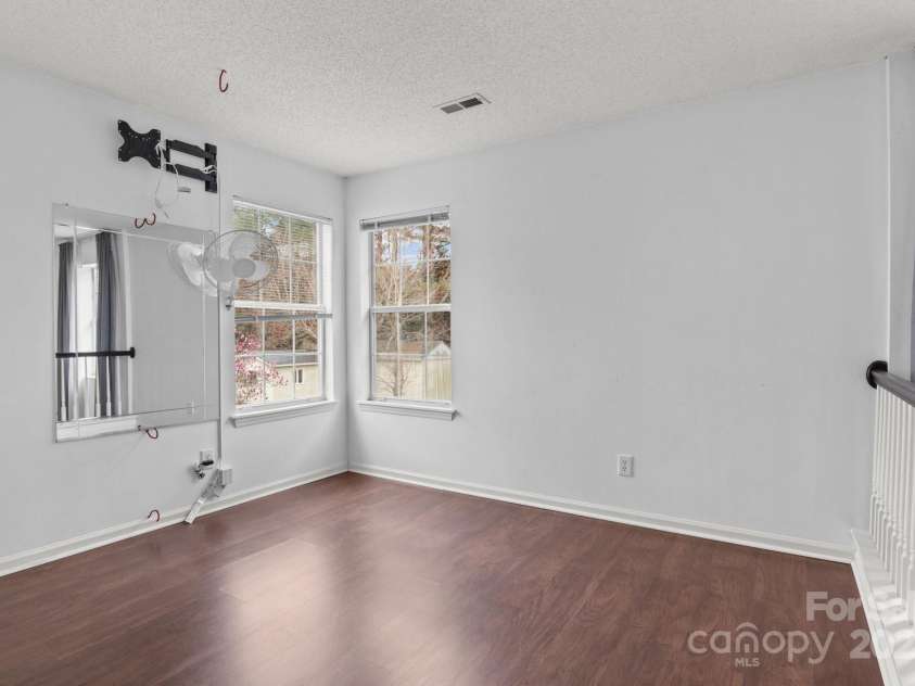 8932 Raven Park Drive, Charlotte, NC 28216.  MLS# CAR4228968, YatesRealty ID 15677. 