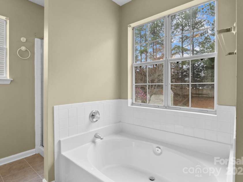 8932 Raven Park Drive, Charlotte, NC 28216.  MLS# CAR4228968, YatesRealty ID 15677. 