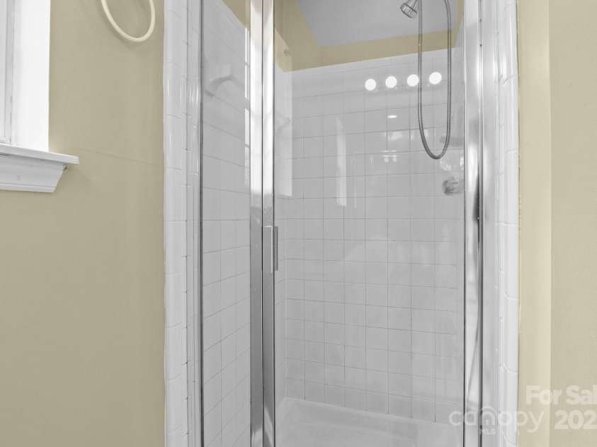 8932 Raven Park Drive, Charlotte, NC 28216.  MLS# CAR4228968, YatesRealty ID 15677. 