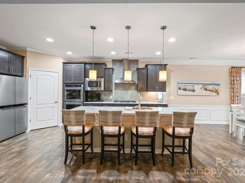310 Burr Court, Fort Mill, SC 29715.  MLS# CAR4325975, YatesRealty ID 15678. Kitchen