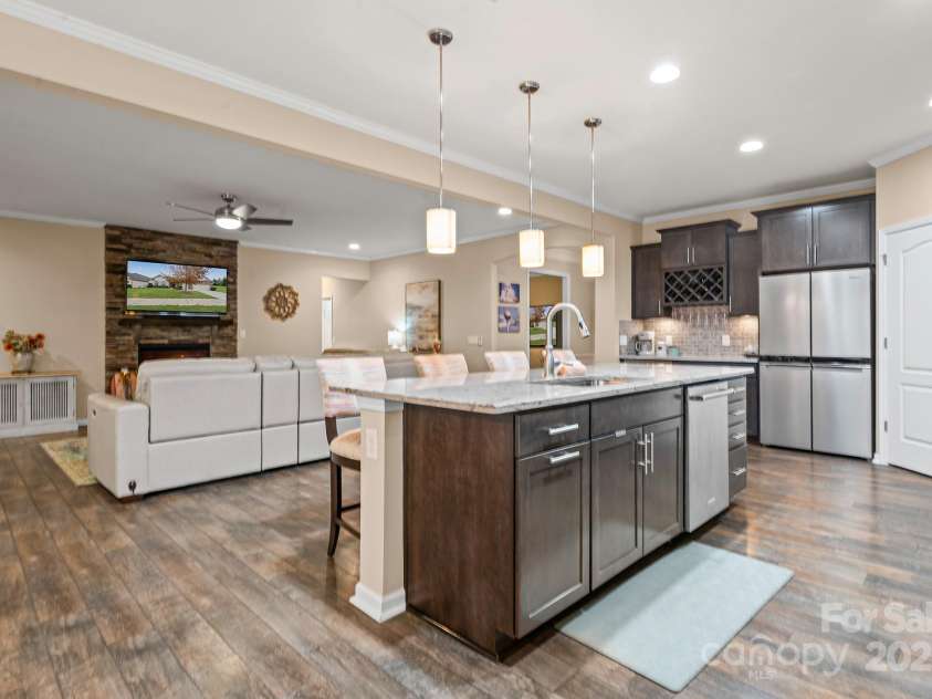 310 Burr Court, Fort Mill, SC 29715.  MLS# CAR4325975, YatesRealty ID 15678. Kitchen & open floor plan view